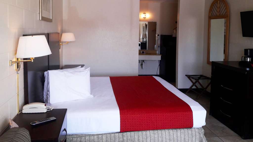 American Quality Lodge Panama City Bilik gambar