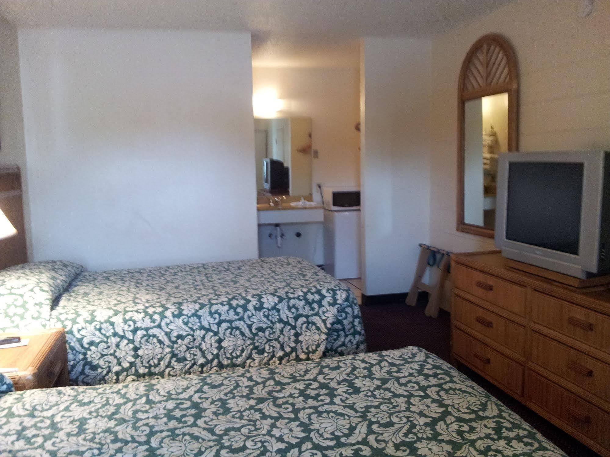 American Quality Lodge Panama City Luaran gambar
